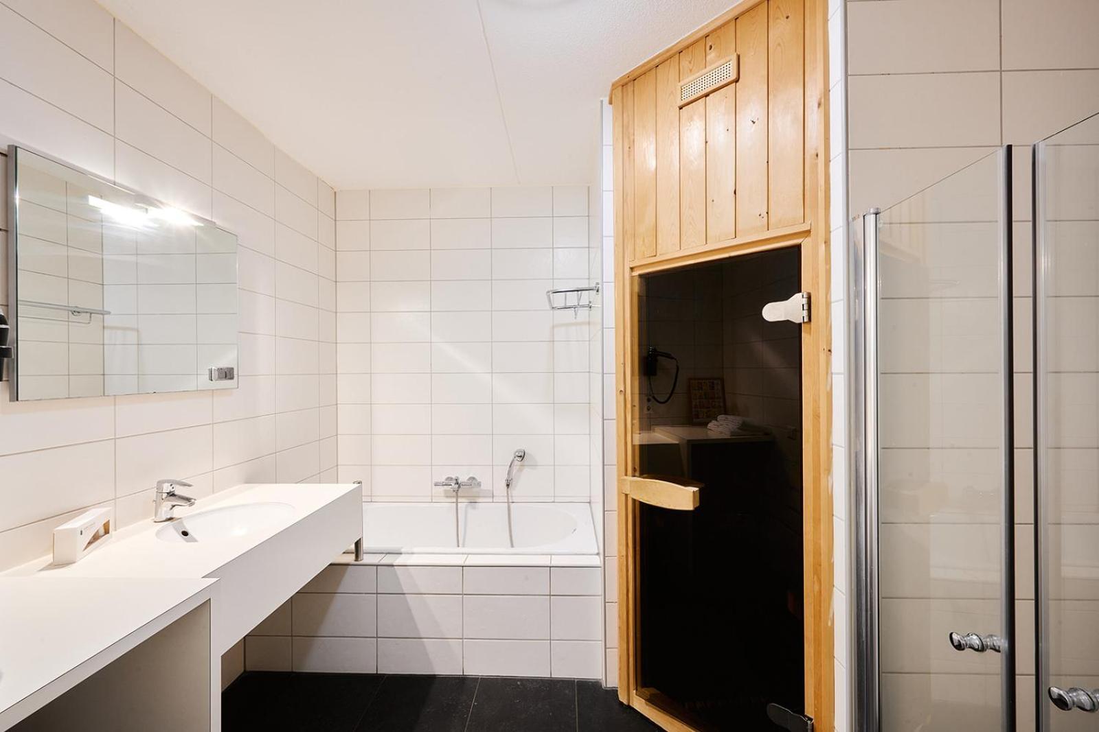 Residence Terschelling Мидсланд Стая снимка