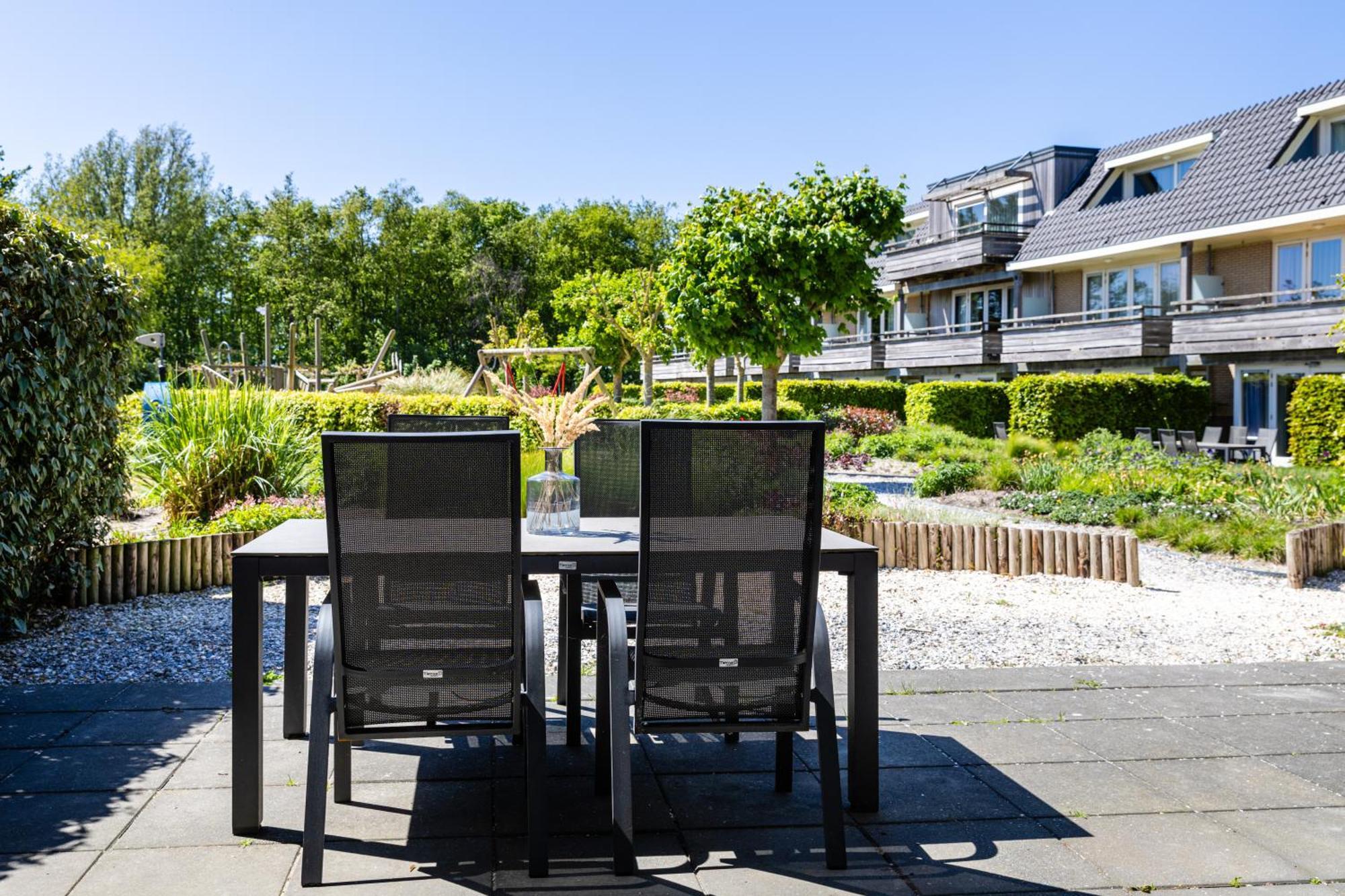 Residence Terschelling Мидсланд Екстериор снимка