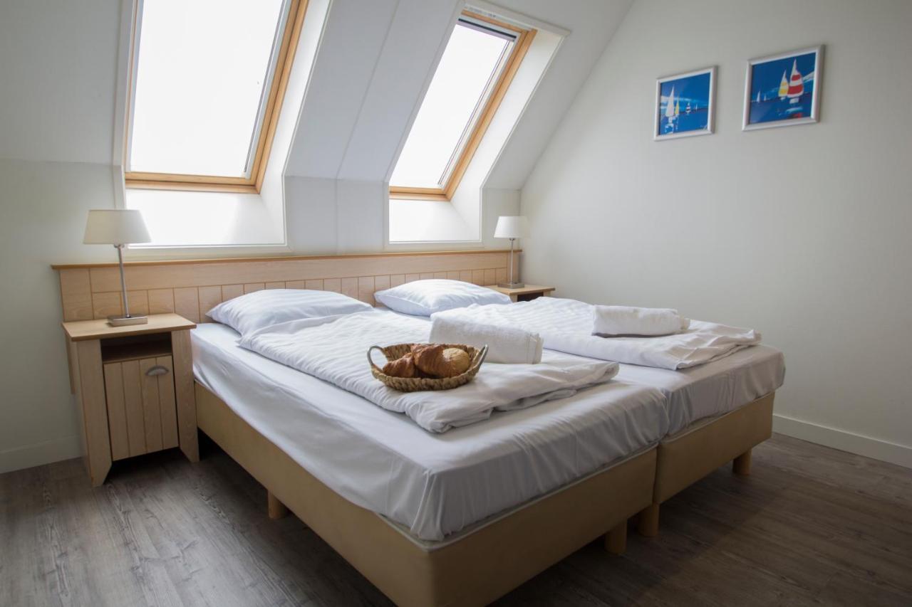 Residence Terschelling Мидсланд Екстериор снимка